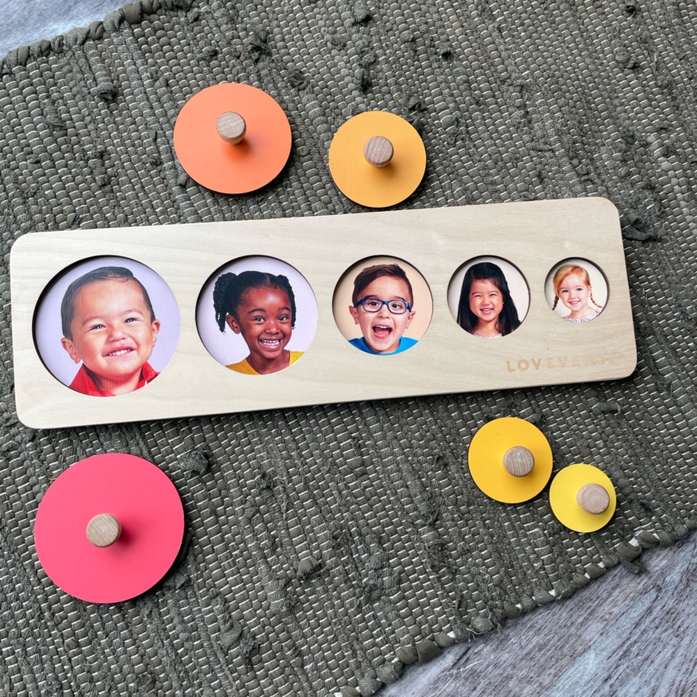 LOVEVERY Wooden Circle of Friends Puzzle - Red, Orange, Yellow
